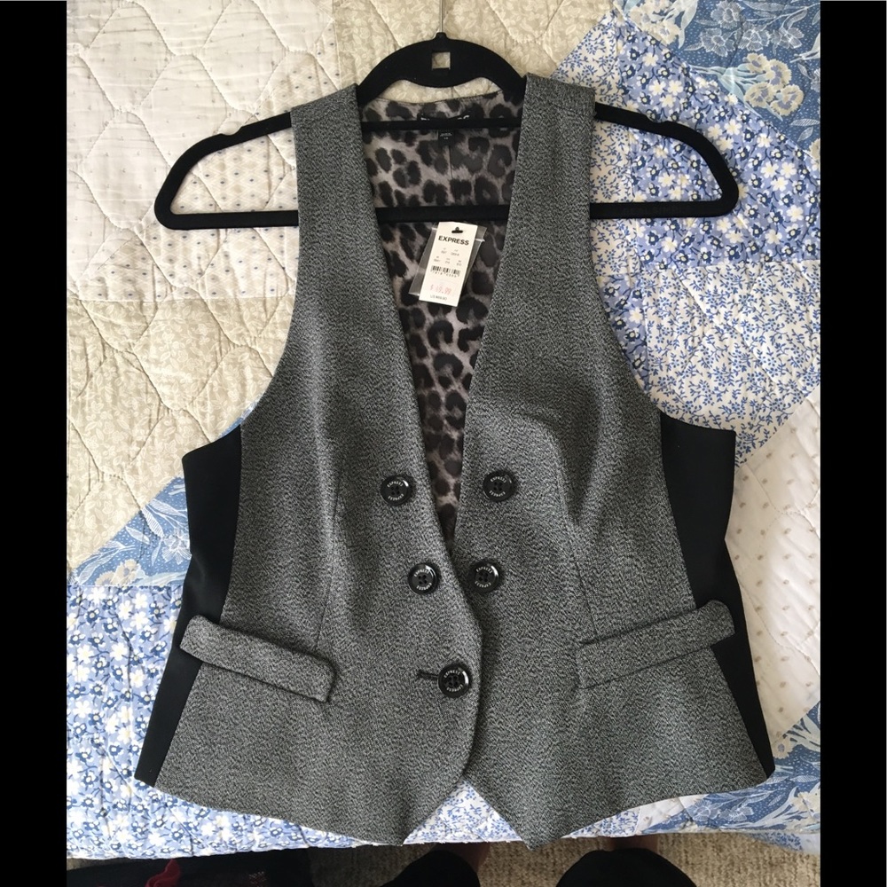 Buttoned Vest